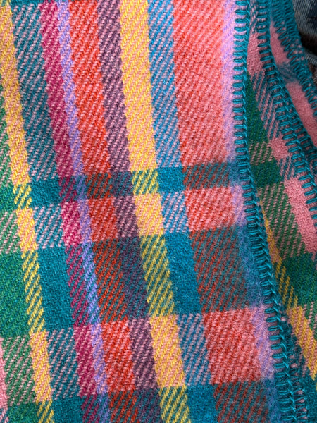 MacAusland’s Queen Blanket 2026 Special Edition No.8