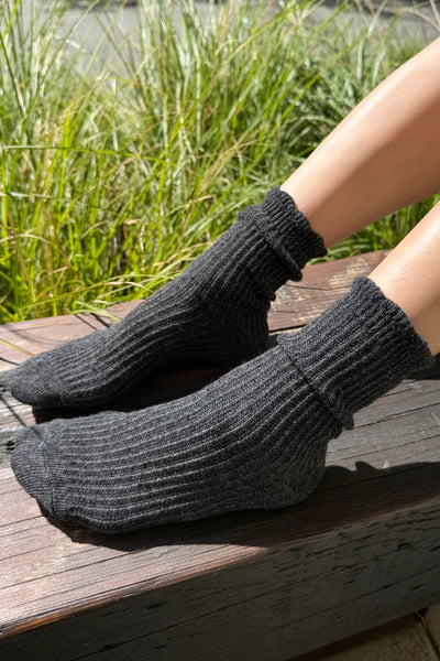 Linen Scallop Socks - Charcoal