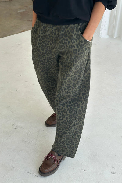 Arc Pants - Leopard Fern