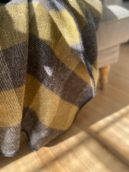 MacAusland's Throw Blanket - Olive and Black