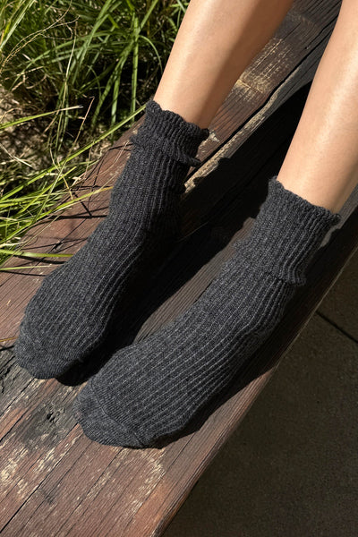 Linen Scallop Socks - Charcoal