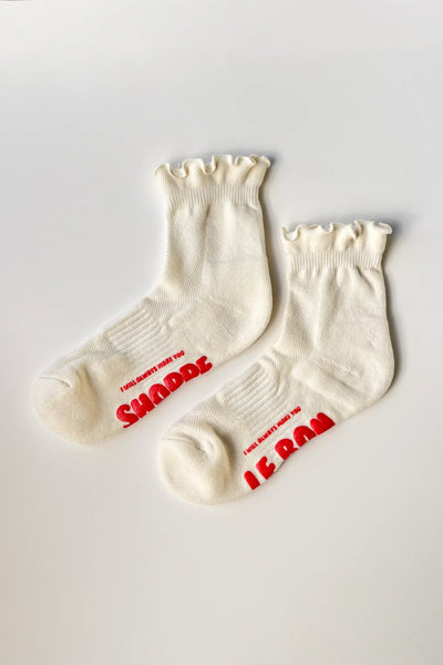 Ruffled Hugger Crew Socks - Vanilla / Red