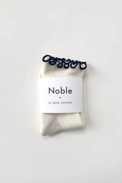 THE PETITE RUFFLED MODAL SOCKS - SOFT WHITE/NAVY