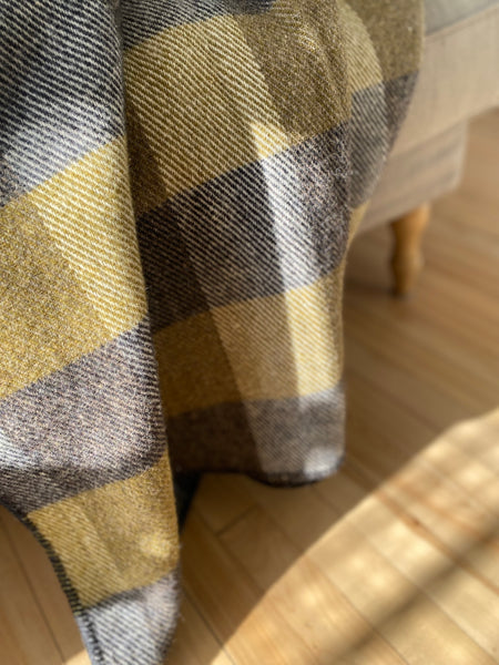 MacAusland's Throw Blanket - Olive and Black