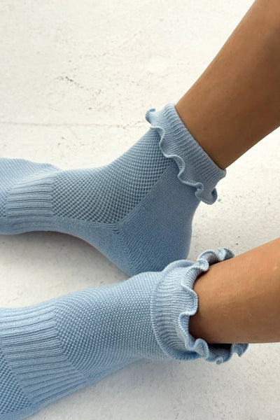 Ruffled Hugger Crew Socks - Periwinkle / Red