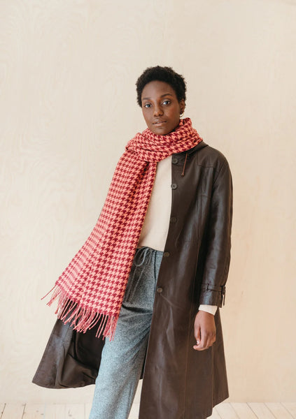 Lambswool Scarf in Red and Berry Houndstooth