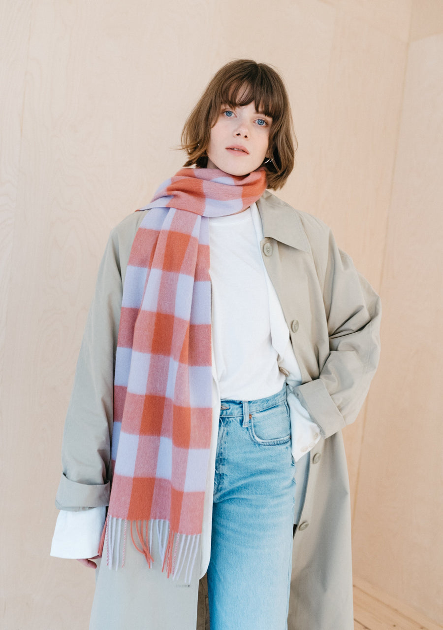 Lambswool Scarf in Lilac Gingham