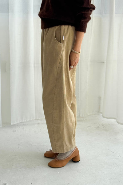 Corduroy Arc Pants - Khaki