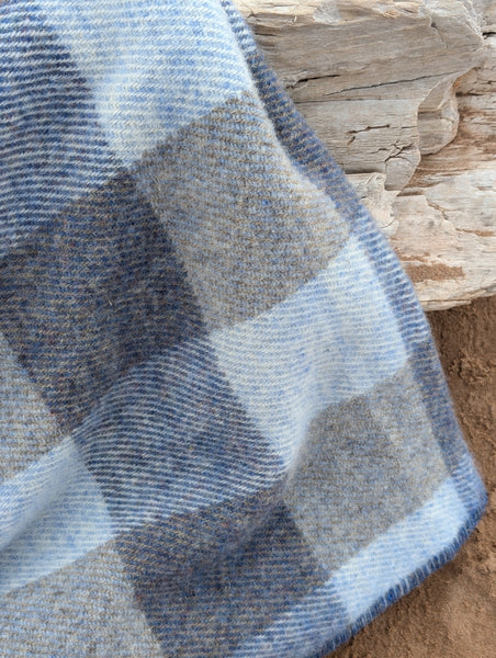 MacAusland's Throw Blanket - Island Blues