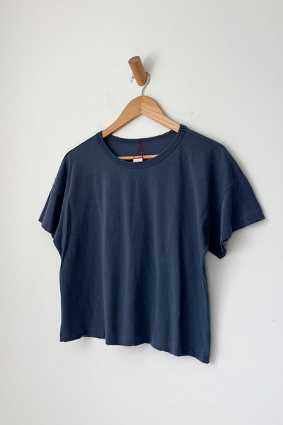 Vintage Fille Tee - Navy