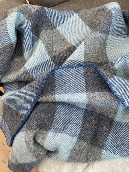 MacAusland's Throw Blanket - Island Blues