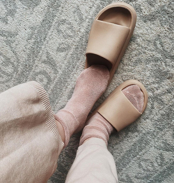 Cloud Socks - Frappé