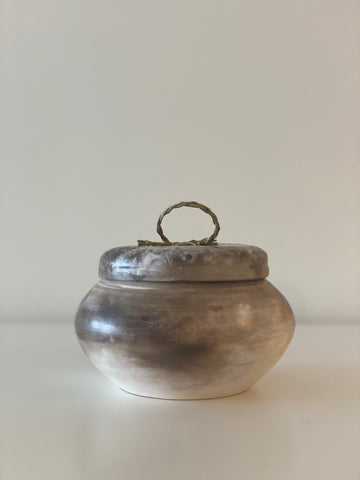 Acorn Pot - Medium